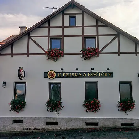 Pensión U Pejska A Kocicky 3*