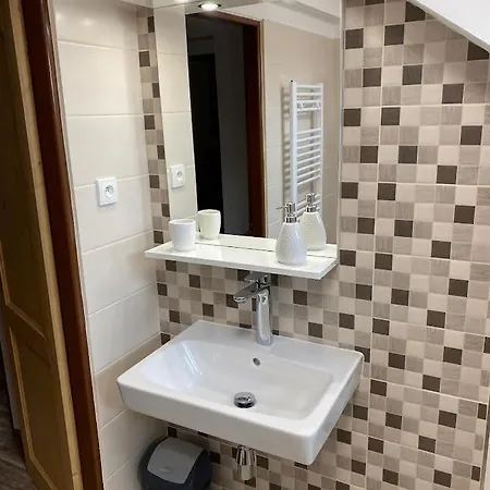 Hostinec U Pejska A Kocicky 3*